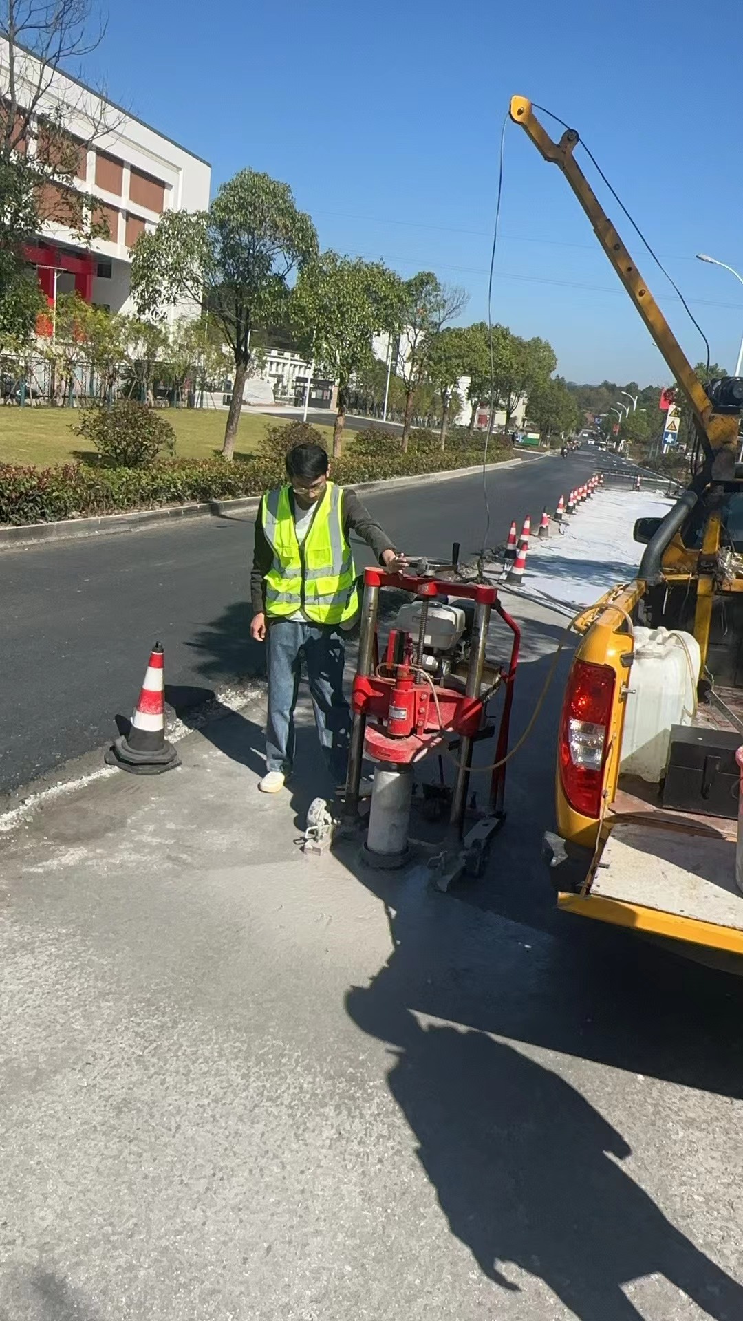 黃山市呈靈潛公路檢測(cè)