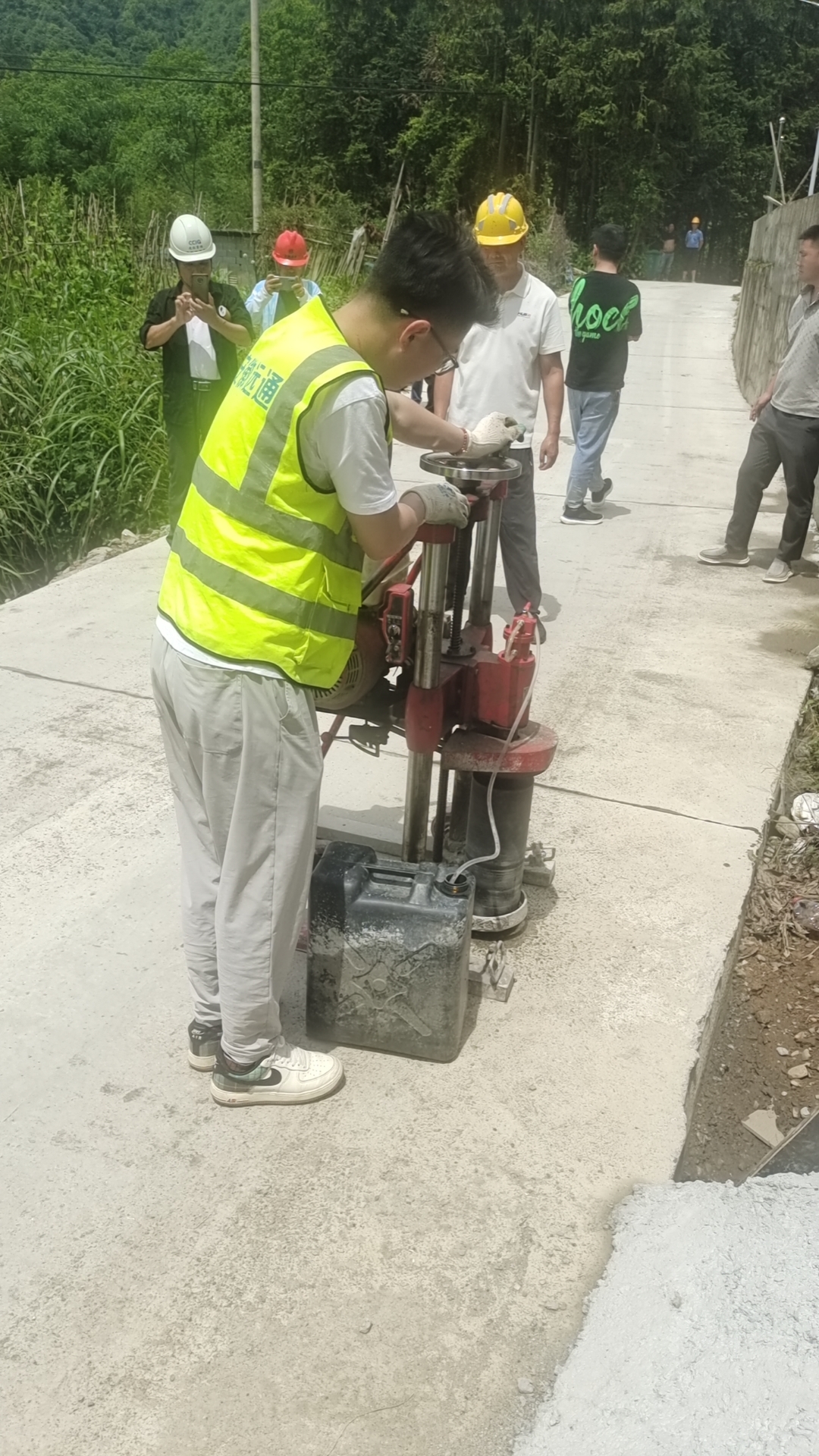 石臺(tái)縣車田路養(yǎng)護(hù)工程檢測